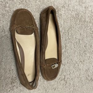 Micheal Kors 9.5 brown leather loafers